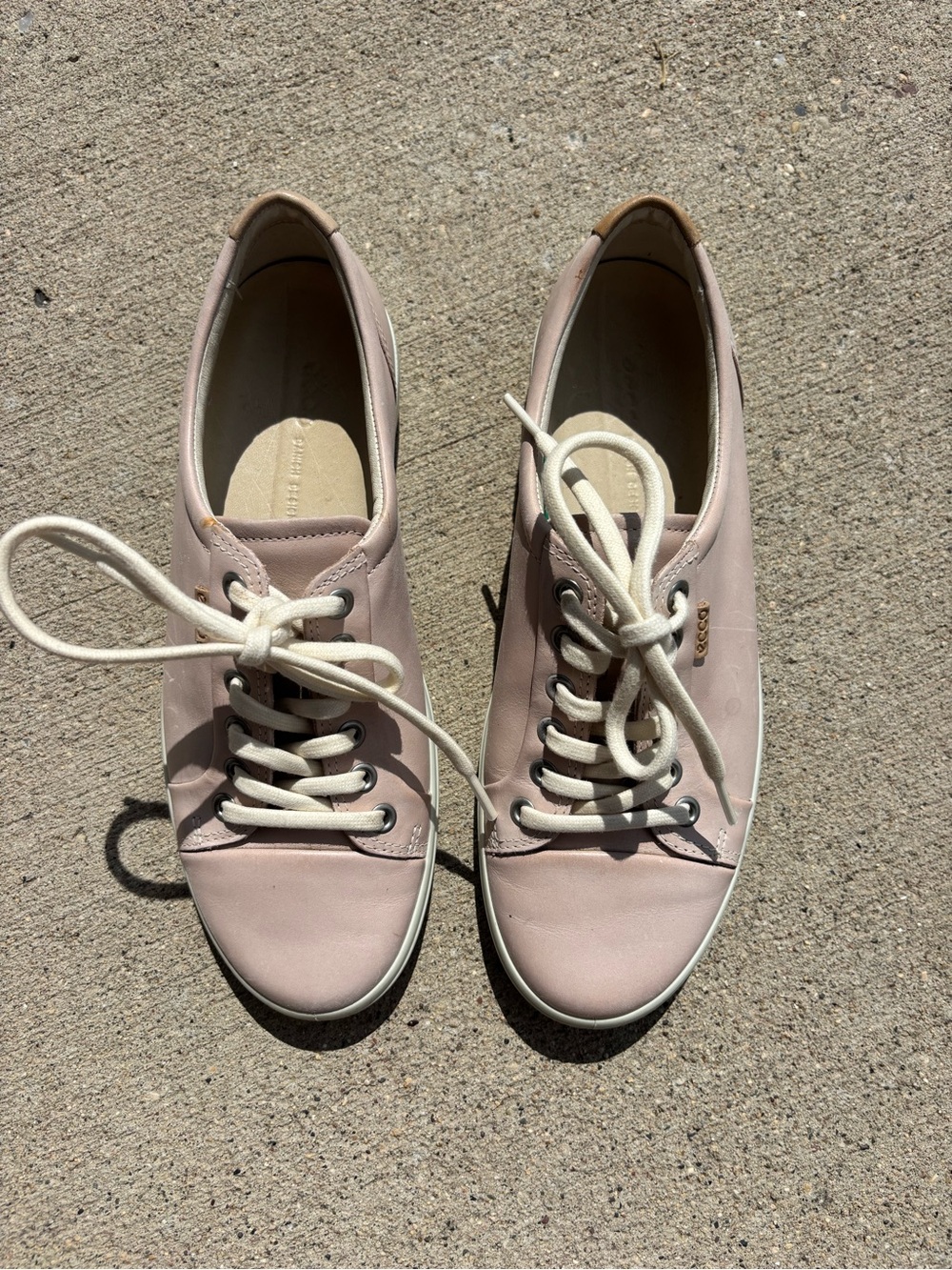 Ecco Women's Blush Pink Lace-Up Sneakers